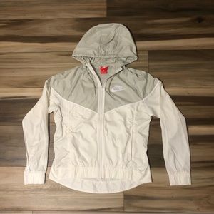 Nike windbreak